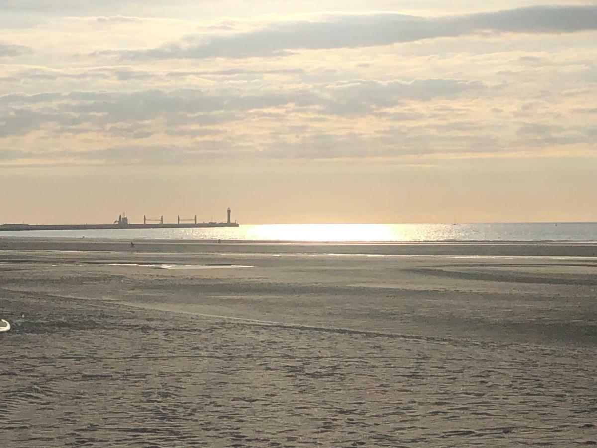 Une Escapade Tranquille, Proche De La Plage ! Dunkirk Exterior foto